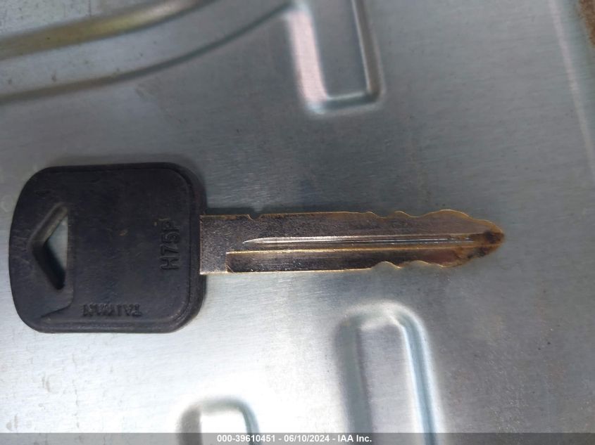 2002 Ford Crown Victoria Natural Gas Vehicle/Police/Police Street Appearance VIN: 2FAFP71W02X154882 Lot: 39610451