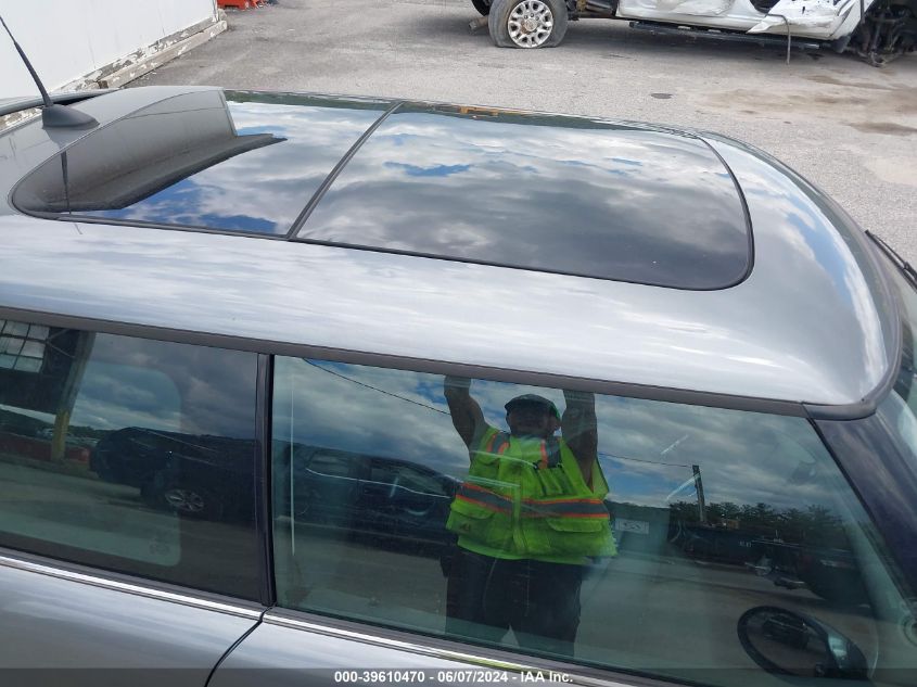 2006 Mini Cooper S VIN: WMWRE33556TJ37036 Lot: 39610470