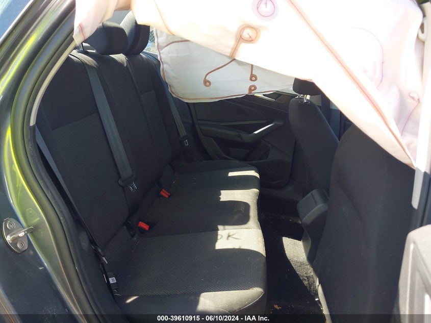 2019 Volkswagen Jetta 1.4T R-Line/1.4T S/1.4T Se VIN: 3VWC57BU8KM223147 Lot: 39610915