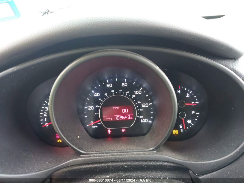 2018 Kia Soul + VIN: KNDJP3A52J7611233 Lot: 39610974