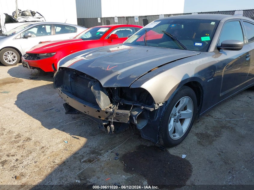 2013 Dodge Charger R/T VIN: 2C3CDXCT8DH615014 Lot: 39611020