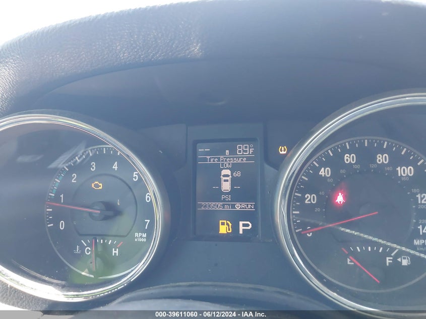 2011 Jeep Grand Cherokee Limited VIN: 1J4RS5GG2BC644628 Lot: 39611060