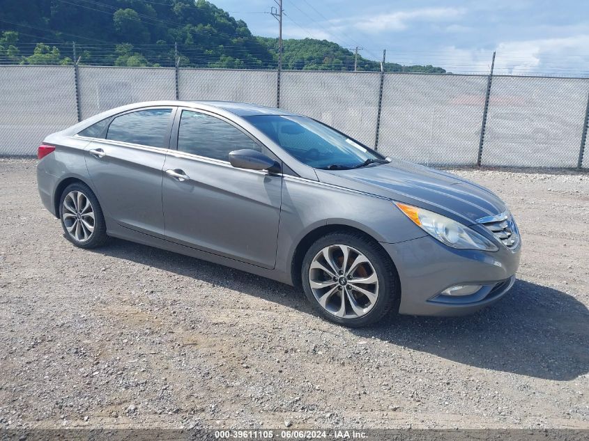 2013 Hyundai Sonata Se 2.0T VIN: 5NPEC4AB1DH803980 Lot: 39611105