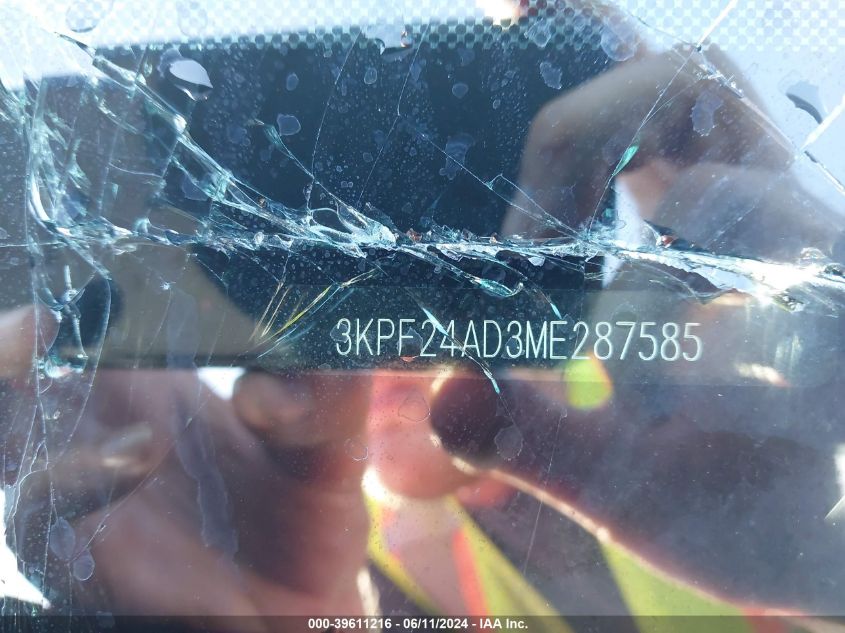 2021 Kia Forte Lxs VIN: 3KPF24AD3ME287585 Lot: 39611216
