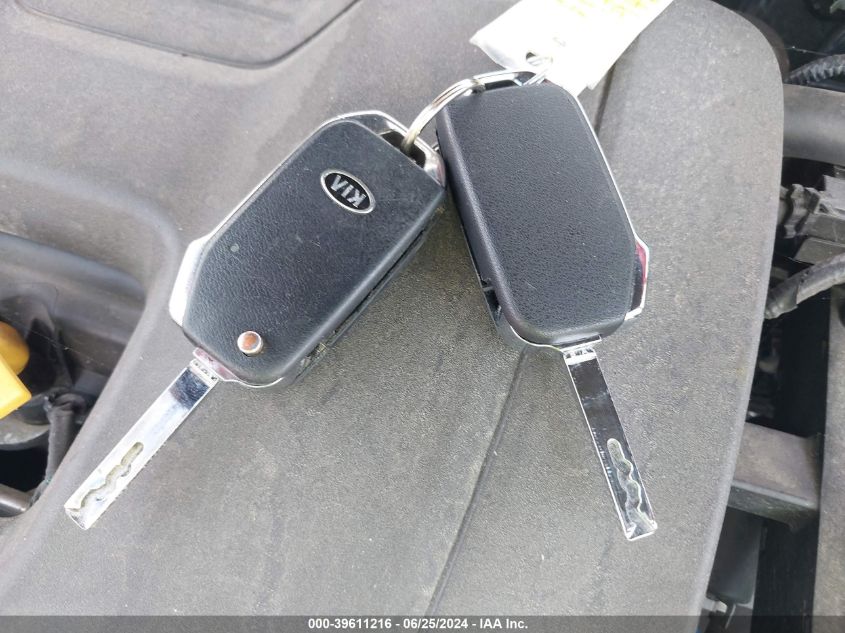 2021 Kia Forte Lxs VIN: 3KPF24AD3ME287585 Lot: 39611216