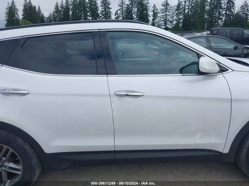 2017 Hyundai Santa Fe Sport 2.4L VIN: 5NMZUDLBXHH029338 Lot: 39611249
