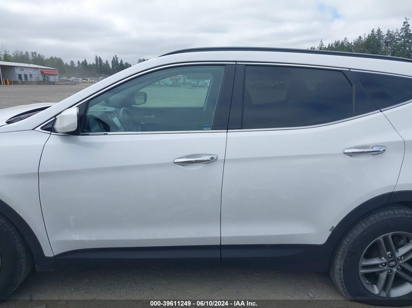 2017 Hyundai Santa Fe Sport 2.4L VIN: 5NMZUDLBXHH029338 Lot: 39611249