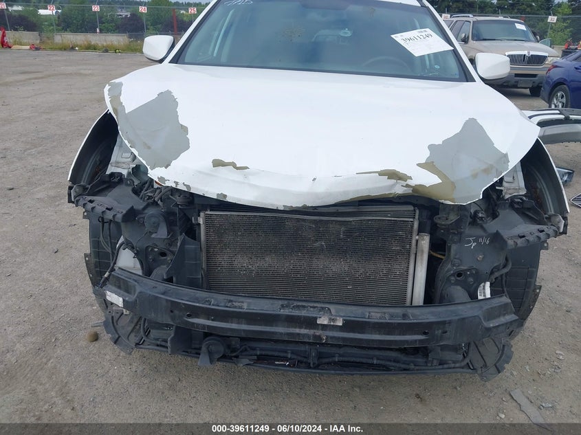 2017 Hyundai Santa Fe Sport 2.4L VIN: 5NMZUDLBXHH029338 Lot: 39611249