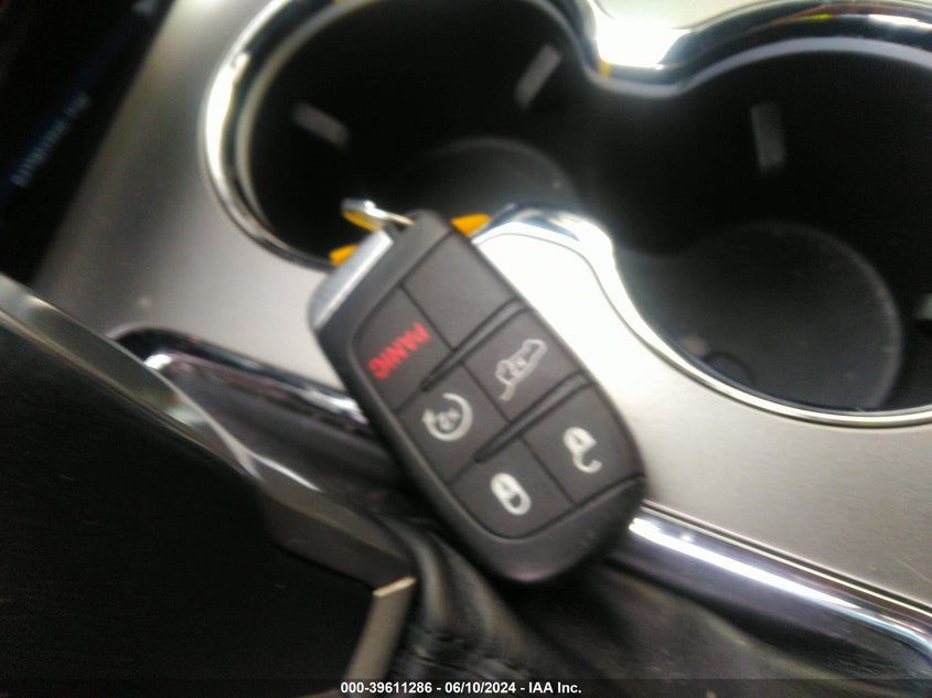 2019 Jeep Grand Cherokee Limited 4X2 VIN: 1C4RJEBG5KC851255 Lot: 39611286