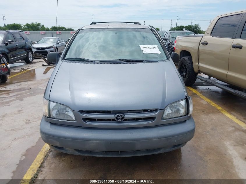 1999 Toyota Sienna Le VIN: 4T3ZF13C9XU102355 Lot: 39611350