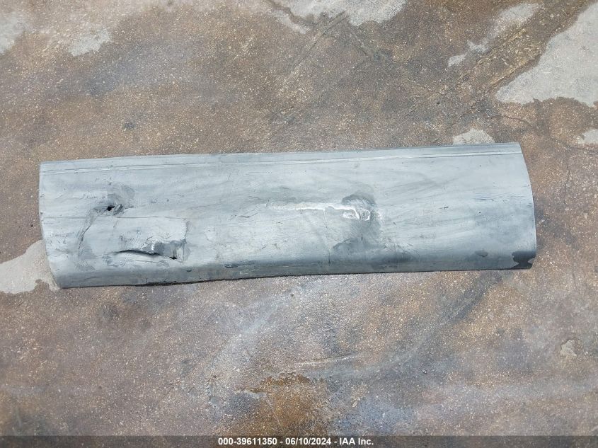 1999 Toyota Sienna Le VIN: 4T3ZF13C9XU102355 Lot: 39611350