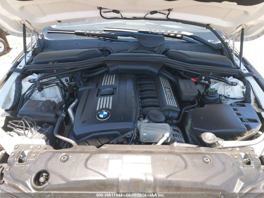 2010 BMW 528I xDrive VIN: WBANV1C51AC443114 Lot: 39611444