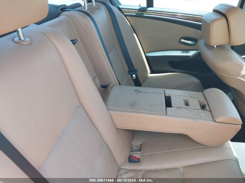 2010 BMW 528I xDrive VIN: WBANV1C51AC443114 Lot: 39611444