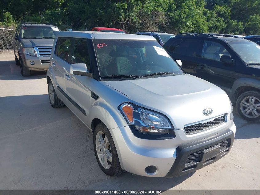 2011 Kia Soul + VIN: KNDJT2A26B7302524 Lot: 39611453