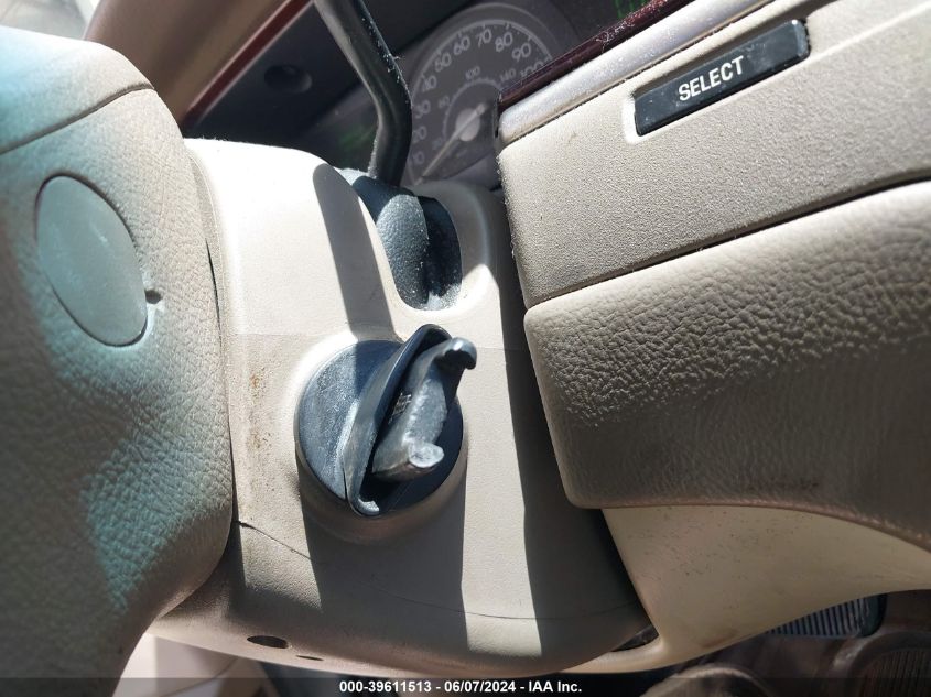 2004 Lincoln Town Car Ultimate VIN: 1LNHM83W74Y675370 Lot: 39611513