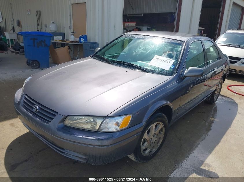 1999 Toyota Camry Le V6 VIN: JT2BF28K1X0183095 Lot: 39611525