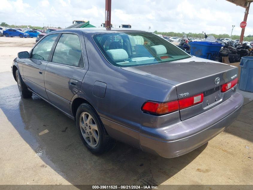 1999 Toyota Camry Le V6 VIN: JT2BF28K1X0183095 Lot: 39611525