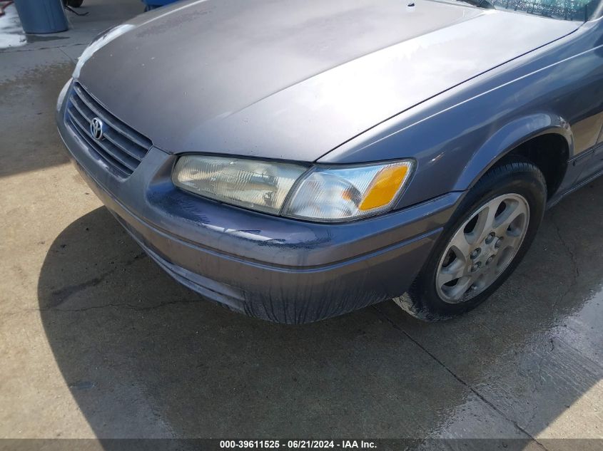 1999 Toyota Camry Le V6 VIN: JT2BF28K1X0183095 Lot: 39611525