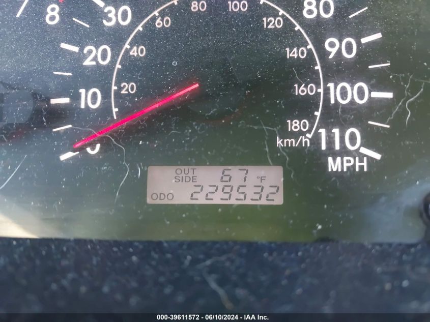 2005 Toyota Corolla Le VIN: 1NXBR32E15Z483888 Lot: 39611572