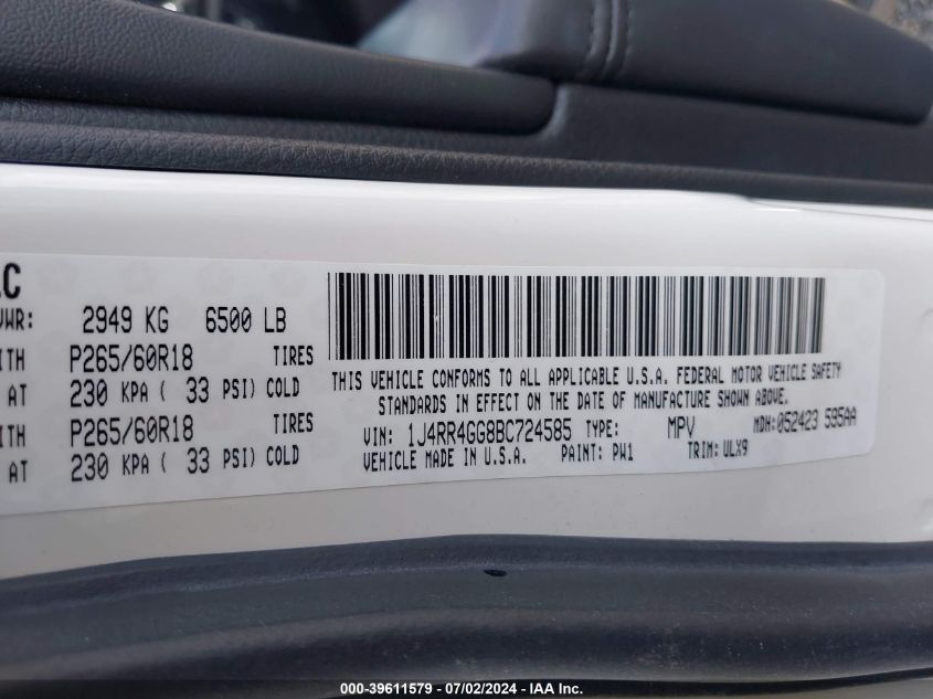 2011 Jeep Grand Cherokee Laredo VIN: 1J4RR4GG8BC724585 Lot: 39611579