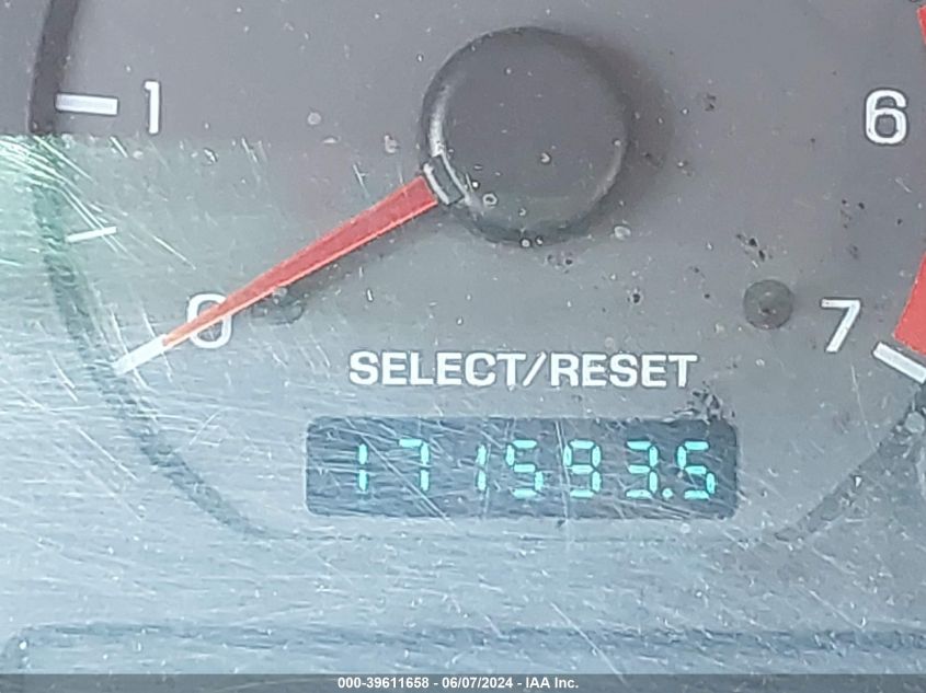 2000 Ford Mustang VIN: 1FAFP4043YF120910 Lot: 39611658