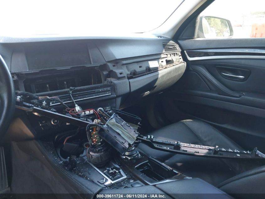 2011 BMW 528I VIN: WBAFR1C56BC742186 Lot: 39611724