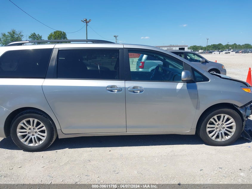 2017 Toyota Sienna Xle Premium 8 Passenger VIN: 5TDYZ3DCXHS772710 Lot: 39611795