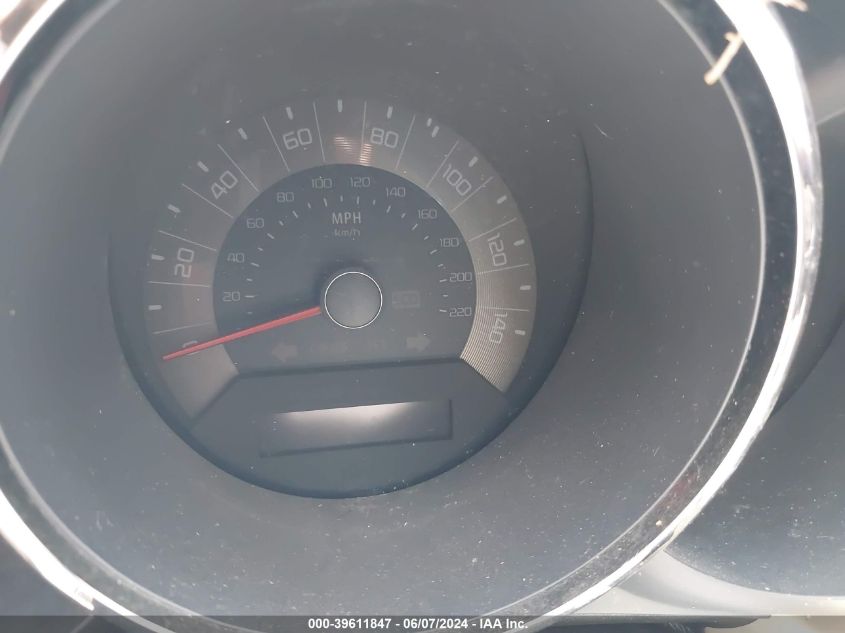 2011 Kia Soul ! VIN: KNDJT2A20B7226198 Lot: 39611847