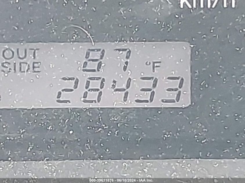 2005 Toyota Corolla Ce/Le/S VIN: 1NXBR32E15Z560095 Lot: 39611876