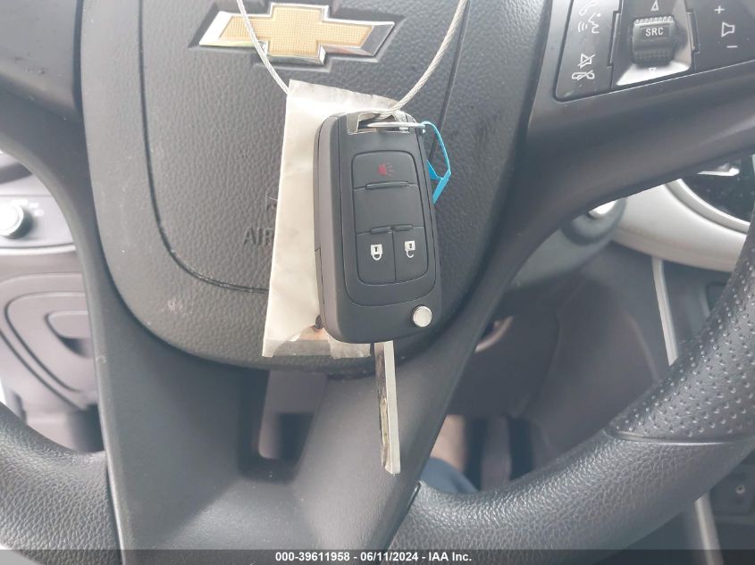 2017 Chevrolet Trax Ls VIN: KL7CJKSB8HB152481 Lot: 39611958