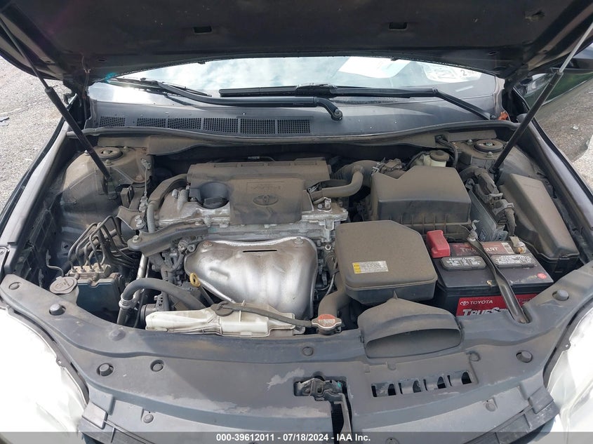 2016 Toyota Camry Le VIN: 4T1BF1FK7GU528235 Lot: 39612011