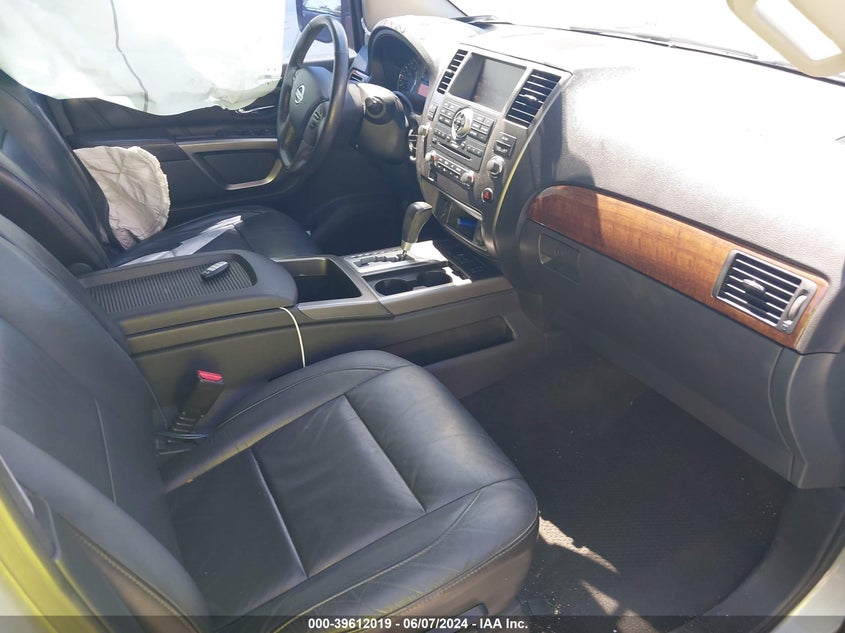 2015 Nissan Armada Sl VIN: 5N1BA0ND4FN614770 Lot: 39612019