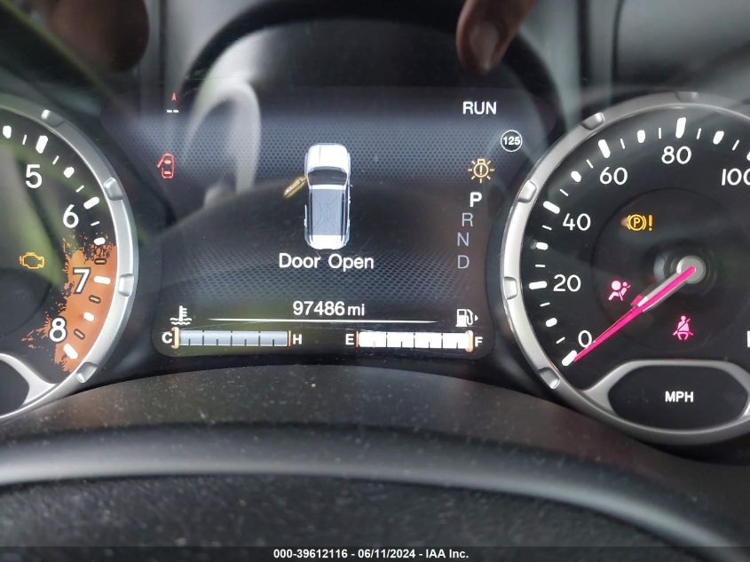 2016 Jeep Renegade Limited VIN: ZACCJBDT3GPD28673 Lot: 39612116