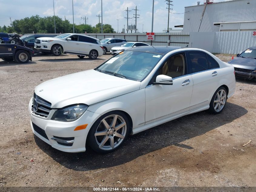 2013 Mercedes-Benz C 300 Luxury 4Matic/Sport 4Matic VIN: WDDGF8AB1DR253346 Lot: 40080668