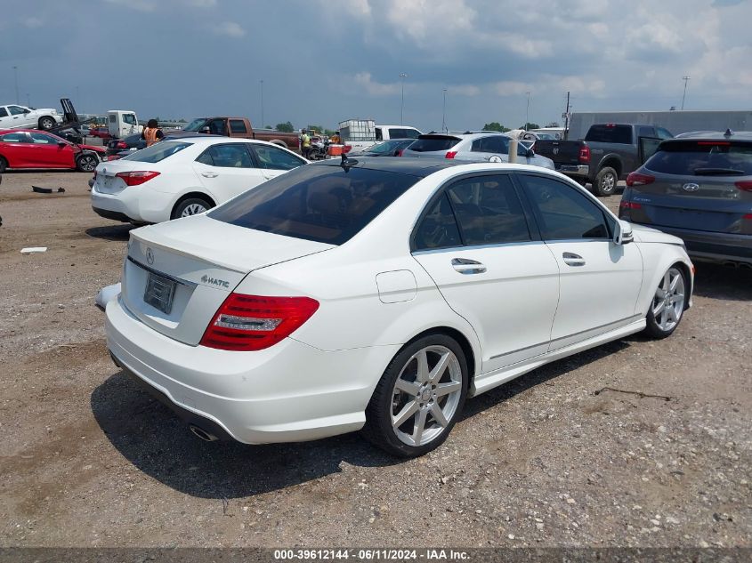 2013 Mercedes-Benz C 300 Luxury 4Matic/Sport 4Matic VIN: WDDGF8AB1DR253346 Lot: 40080668