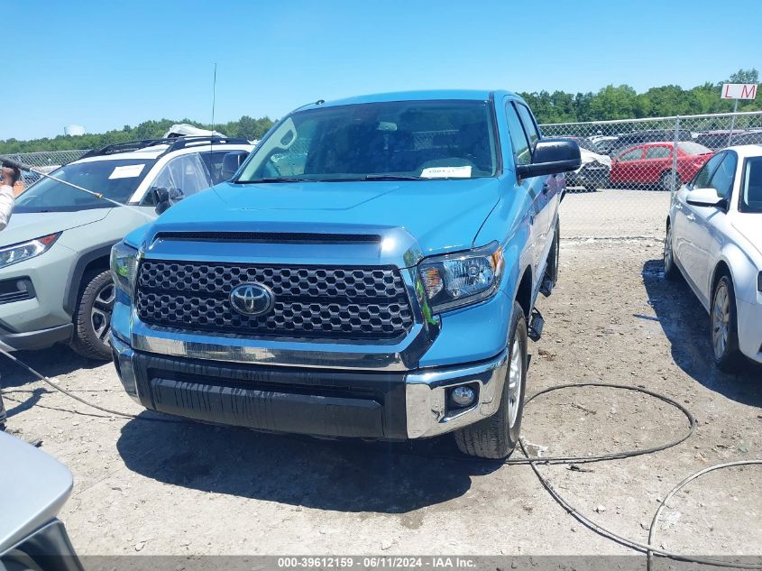 2019 Toyota Tundra Sr5 5.7L V8 VIN: 5TFDW5F12KX831880 Lot: 39612159