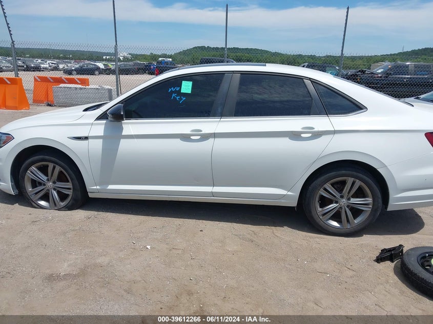 2019 Volkswagen Jetta 1.4T R-Line/1.4T S/1.4T Se VIN: 3VWC57BU6KM028275 Lot: 39612266