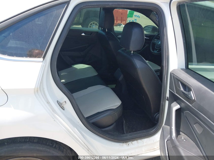 2019 Volkswagen Jetta 1.4T R-Line/1.4T S/1.4T Se VIN: 3VWC57BU6KM028275 Lot: 39612266