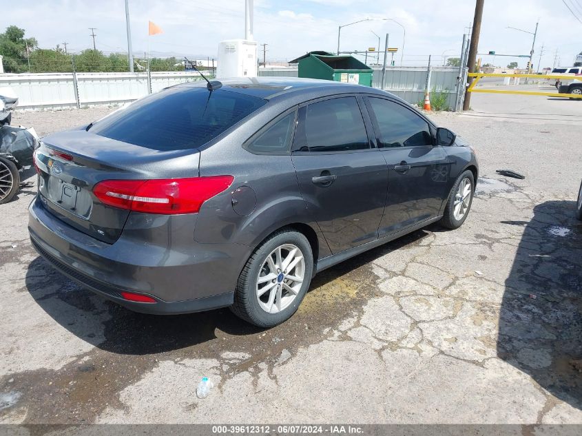 VIN 1FADP3F25JL230257 2018 FORD FOCUS SE