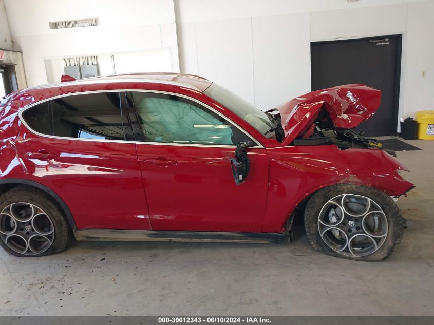 2018 Alfa Romeo Stelvio Awd VIN: ZASFAKAN6J7B75270 Lot: 39612343