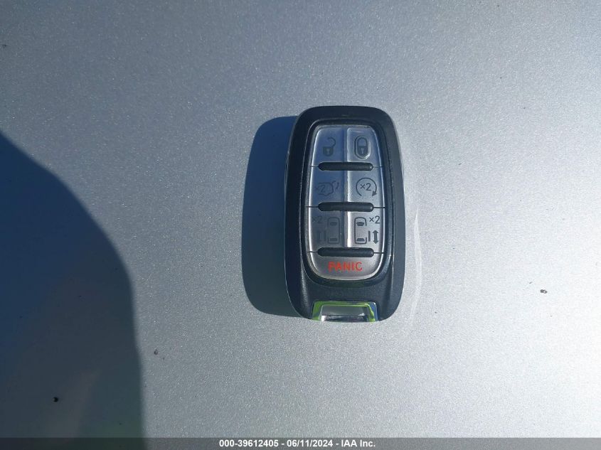 2019 Chrysler Pacifica Touring L VIN: 2C4RC1BG2KR550856 Lot: 39612405