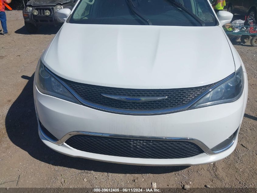 2019 Chrysler Pacifica Touring L VIN: 2C4RC1BG2KR550856 Lot: 39612405