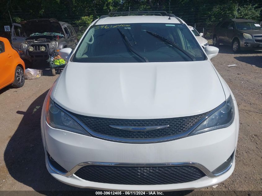 2019 Chrysler Pacifica Touring L VIN: 2C4RC1BG2KR550856 Lot: 39612405