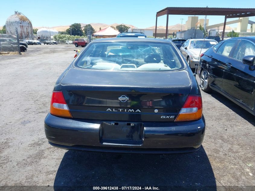 1999 Nissan Altima Gle/Gxe/Se/Se-L/Xe VIN: 1N4DL01D9XC123840 Lot: 39612438