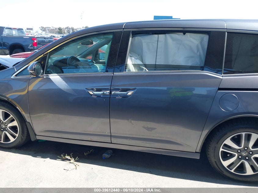 2016 Honda Odyssey Touring/Touring Elite VIN: 5FNRL5H90GB036040 Lot: 39612440