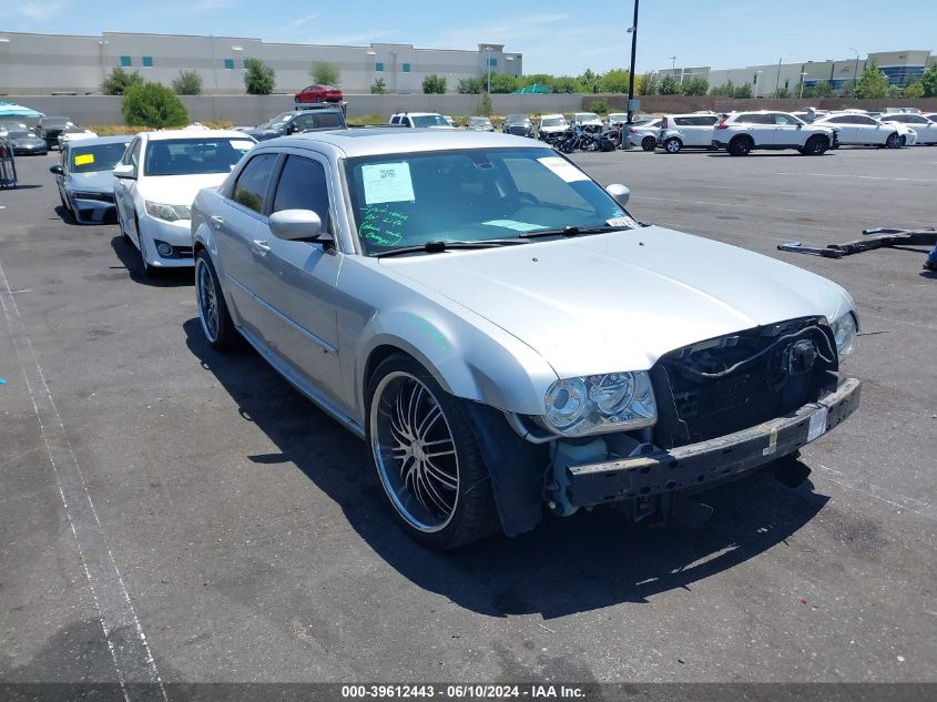 2008 Chrysler 300C Srt8 VIN: 2C3LA73W68H211783 Lot: 39612443