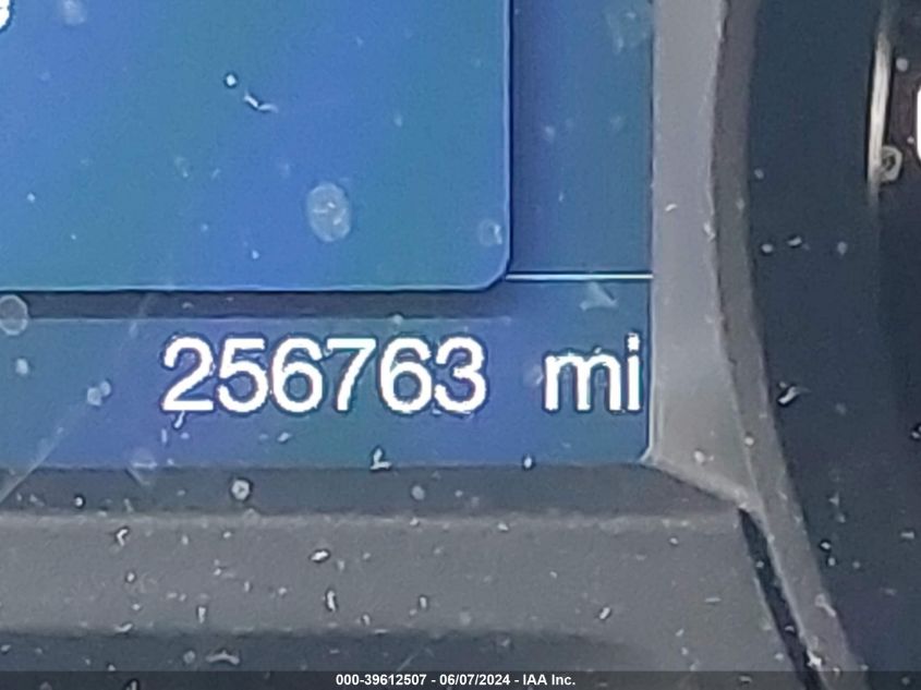 2011 Ford Explorer VIN: 1FMHK7B8XBGA55652 Lot: 39612507