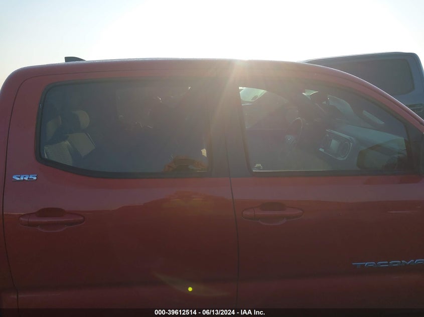 2016 TOYOTA TACOMA DBL CAB/SR5/TRD SPORT/OR - 5TFAZ5CN5GX020910