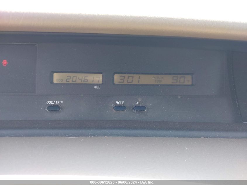 2001 Toyota Avalon Xls VIN: 4T1BF28B31U141272 Lot: 39612625