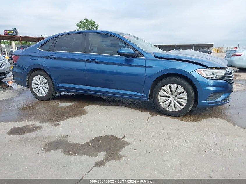 2019 Volkswagen Jetta 1.4T R-Line/1.4T S/1.4T Se VIN: 3VWC57BUXKM056578 Lot: 39613022